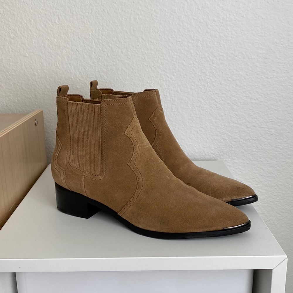 Marc Fisher LTD yohani western leather pointy toe ankle booties boots
